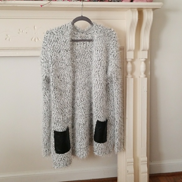 Calvin Klein Sweater - Picture 3 of 5